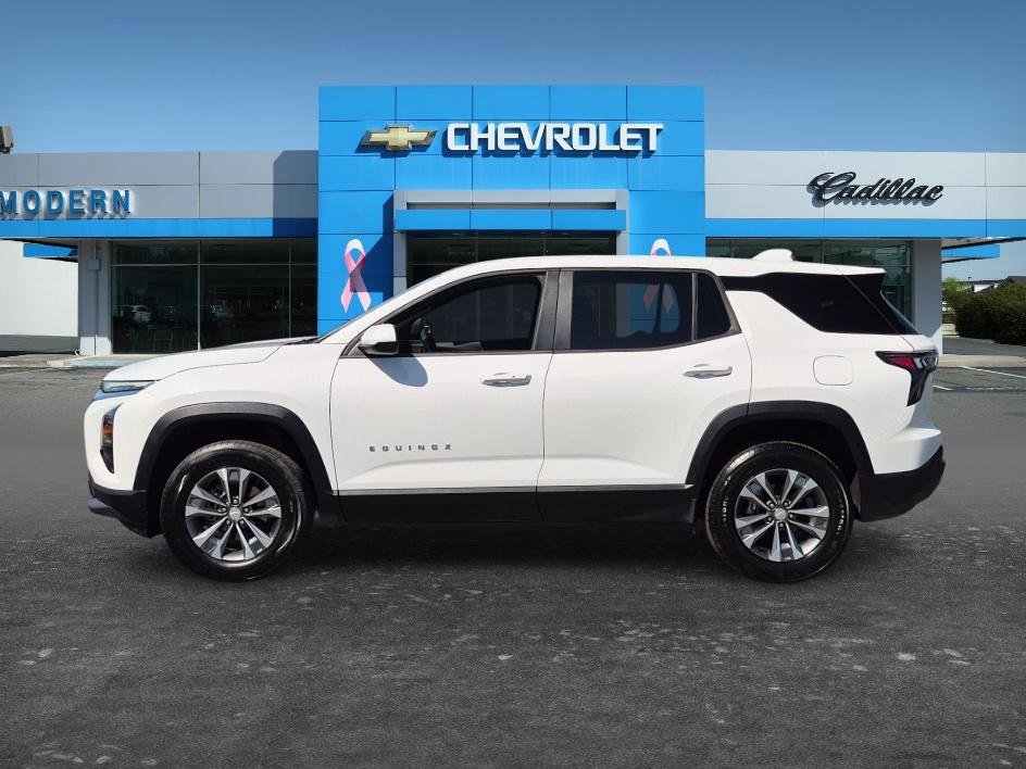 Used 2026 Summit White Chevrolet FWD LT image 2