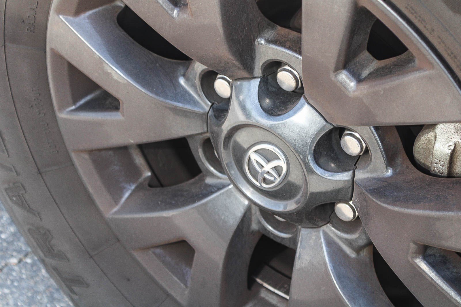 Used 2021 Super White Toyota SR5 image 12