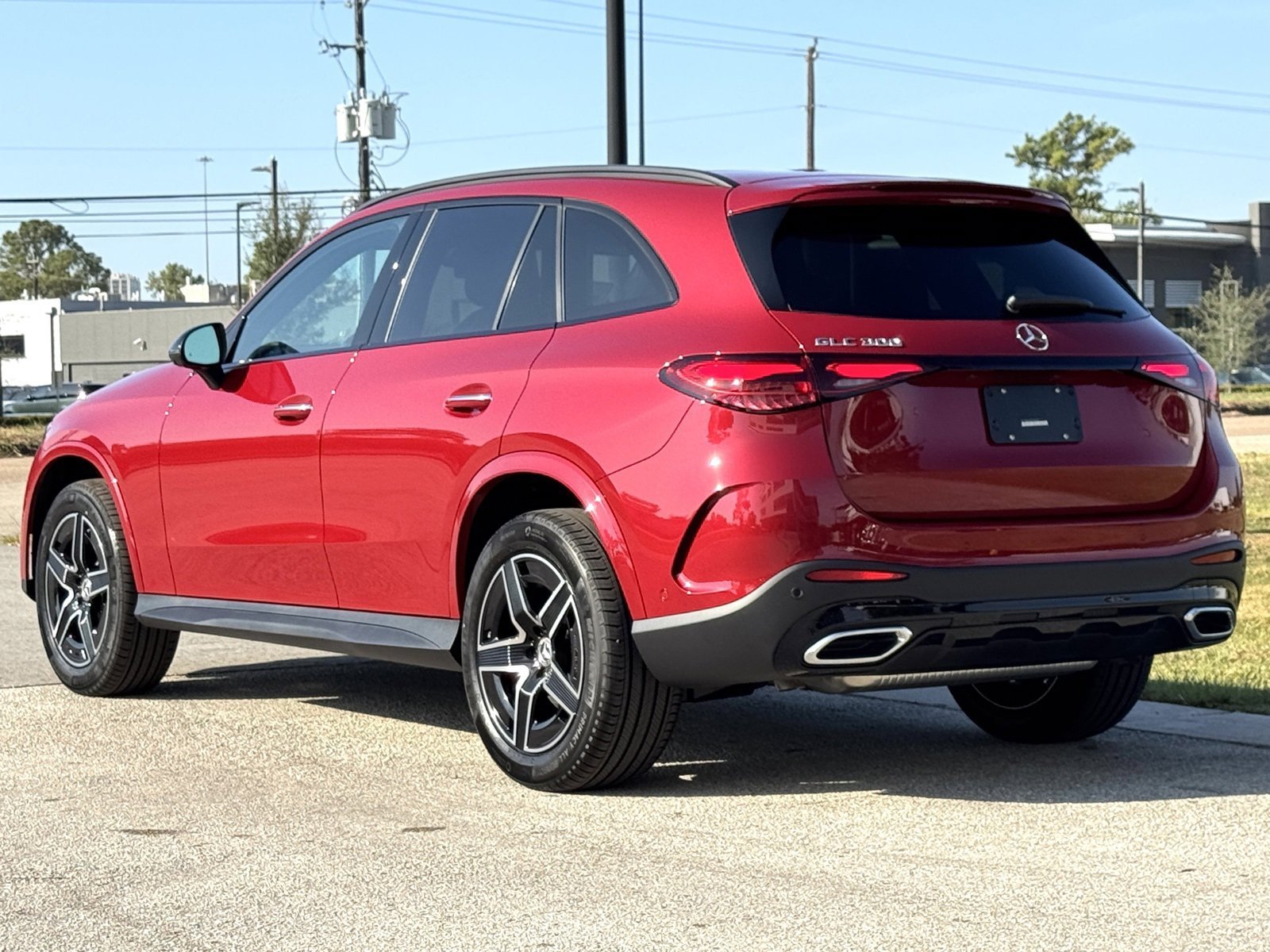 New 2026 MANUFAKTUR Patagonia Red Metallic Mercedes-Benz GLC 300 image 28