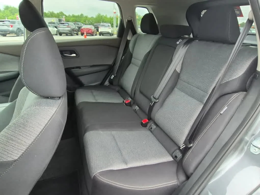 Used 2023 Gun Metallic Nissan SV image 7