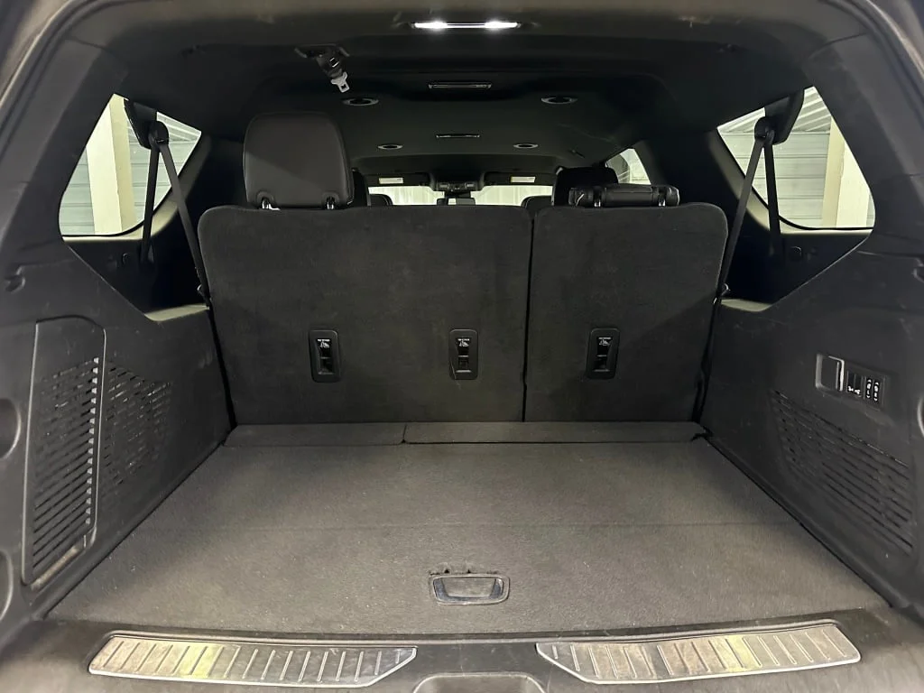 2024 Chevrolet Suburban Premier - Photo 28