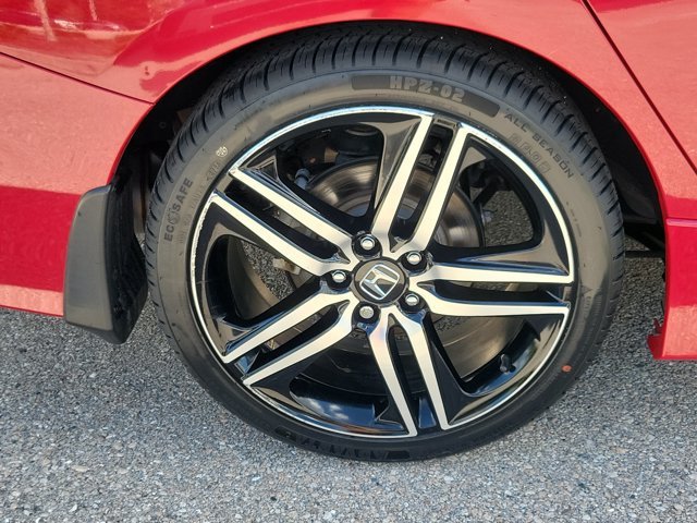 Used 2017 Basque Red Pearl II Honda Sport image 11
