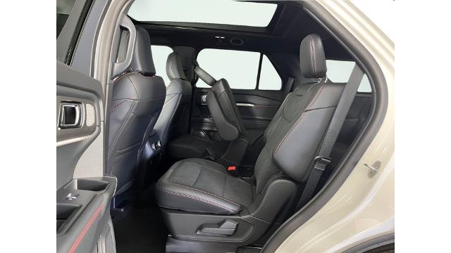 New 2026 Star White Metallic Tri-Coat Ford ST image 32