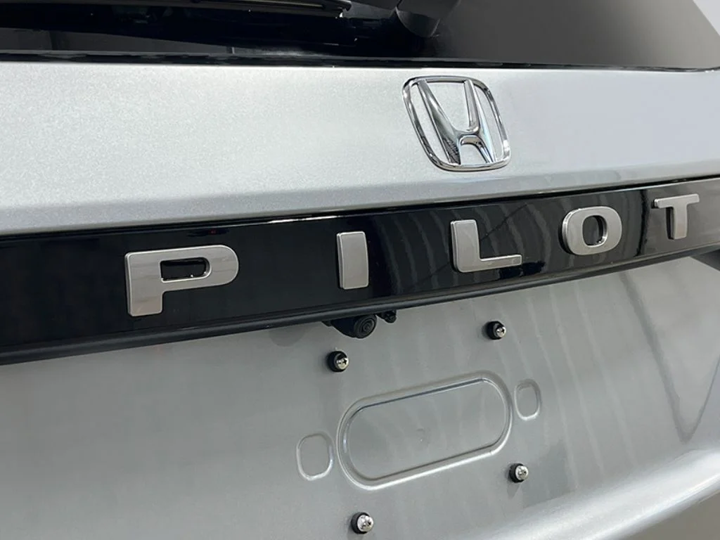 New 2026 Solar Silver Metallic Honda Elite image 6