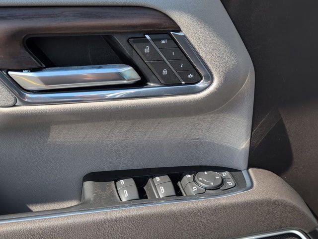 New 2026 Summit White GMC SLT image 40