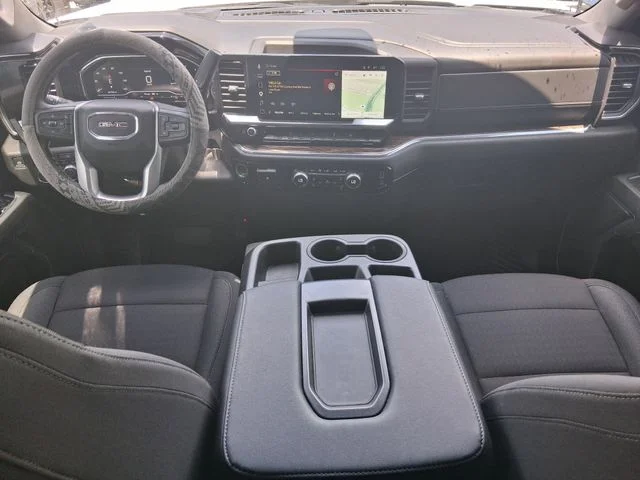 Used 2025 White GMC SLE image 9