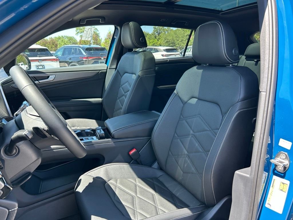 New 2026 Blue Volkswagen 2.0T SE w/Technology image 21