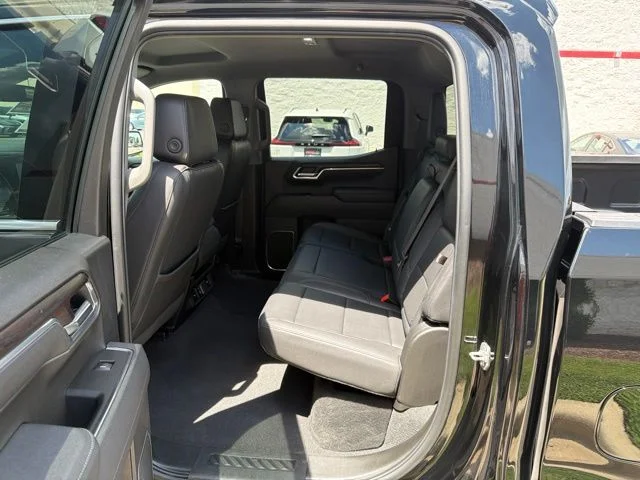 Used 2025 Black GMC SLT image 22