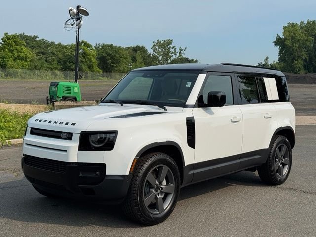 New 2026 Fuji White Land Rover S image 1