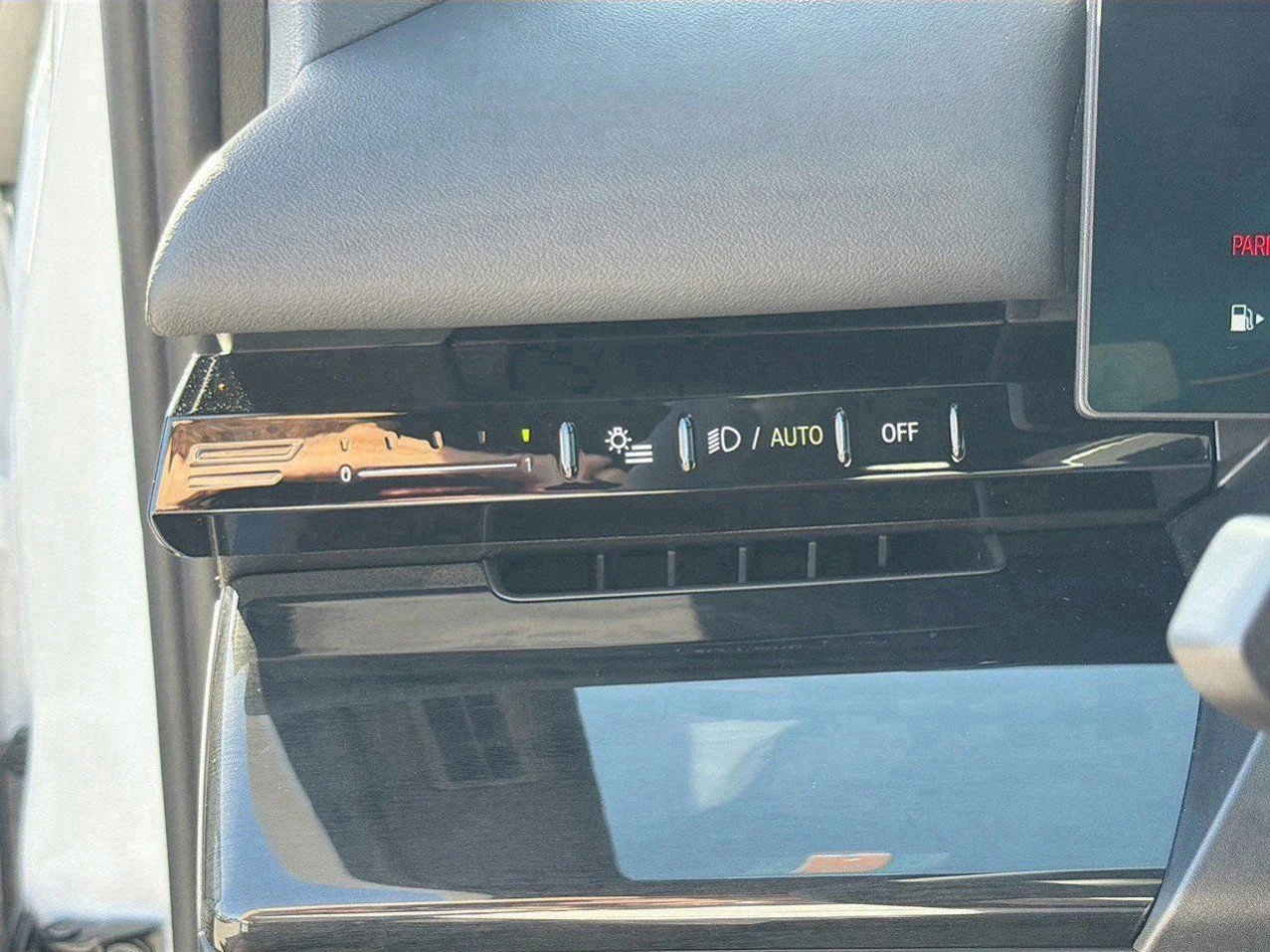 2026 BMW 5 Series 530i - Photo 37