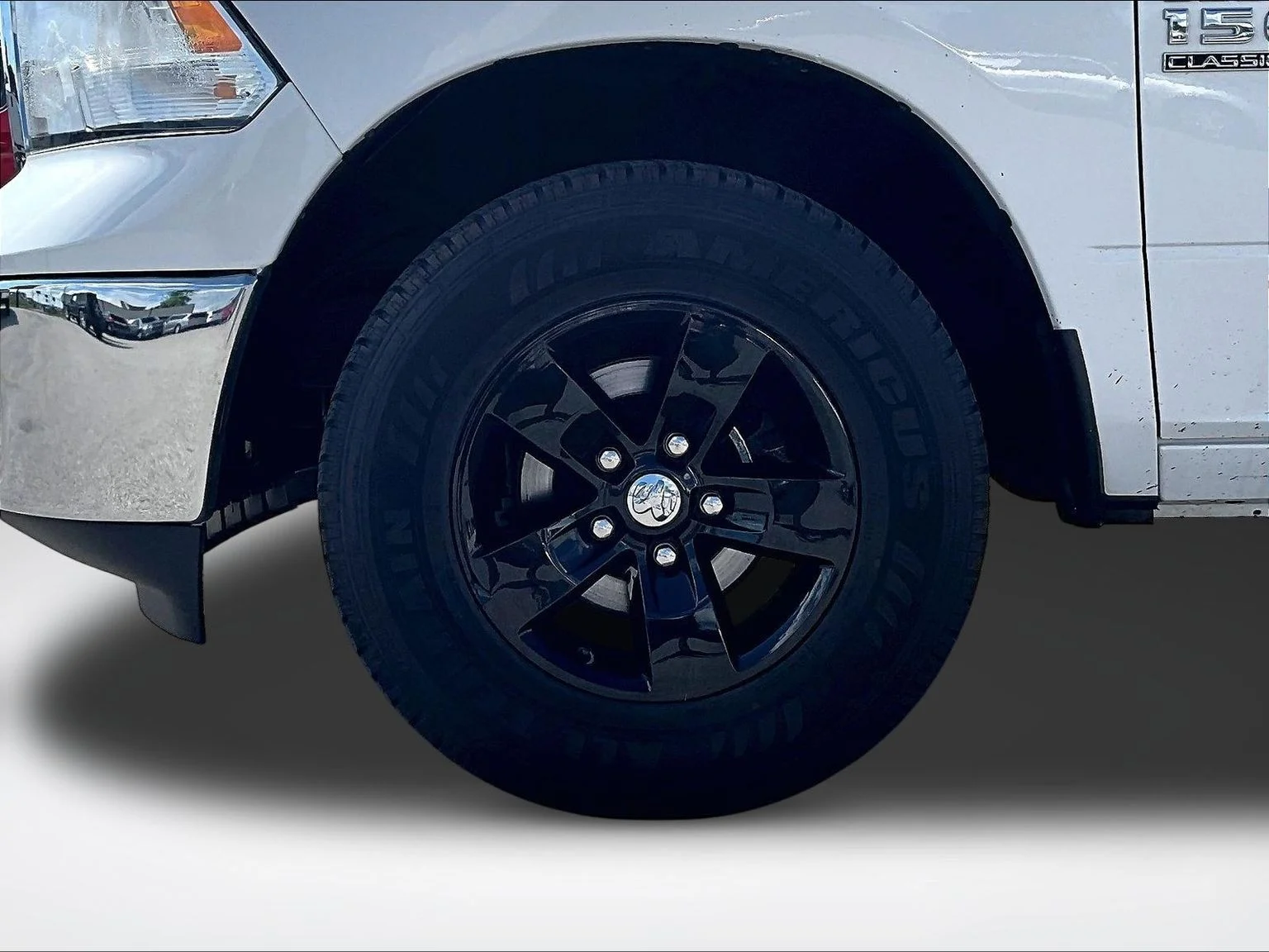 Used 2022 White Ram SLT image 10