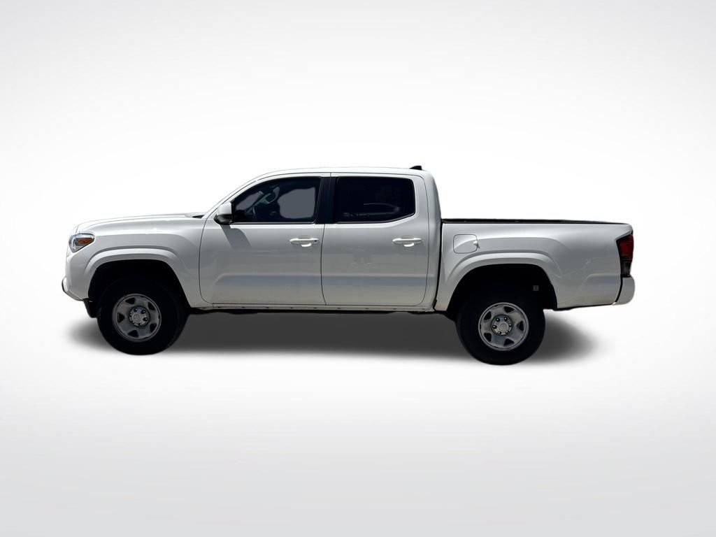 Used 2023 White Toyota SR image 8