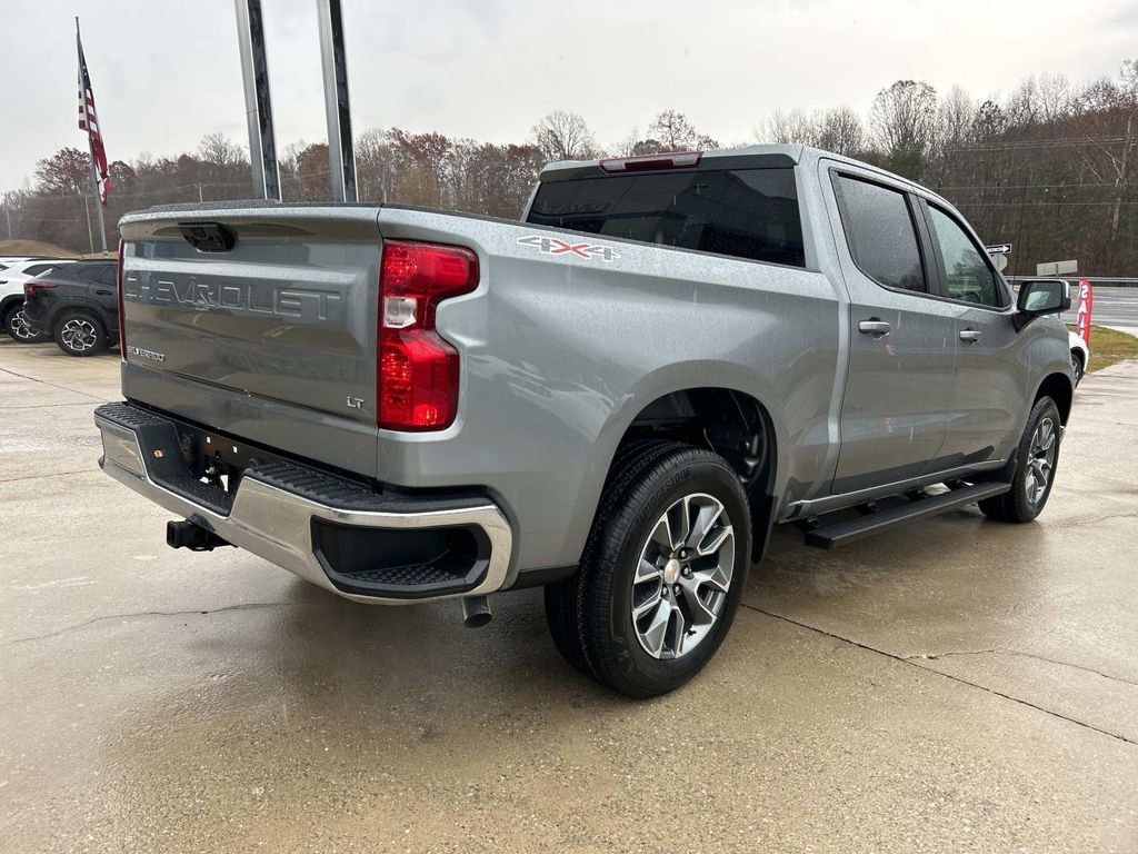 New 2026 Sterling Gray Metallic Chevrolet LT (2FL) image 4