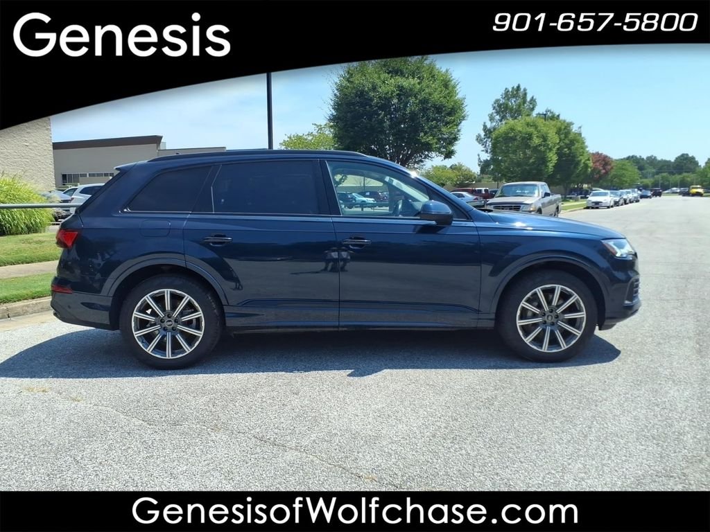 Used 2024  Audi 45 Premium Plus image 6