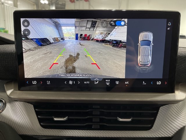 Used 2026 Star White Ford Active image 27