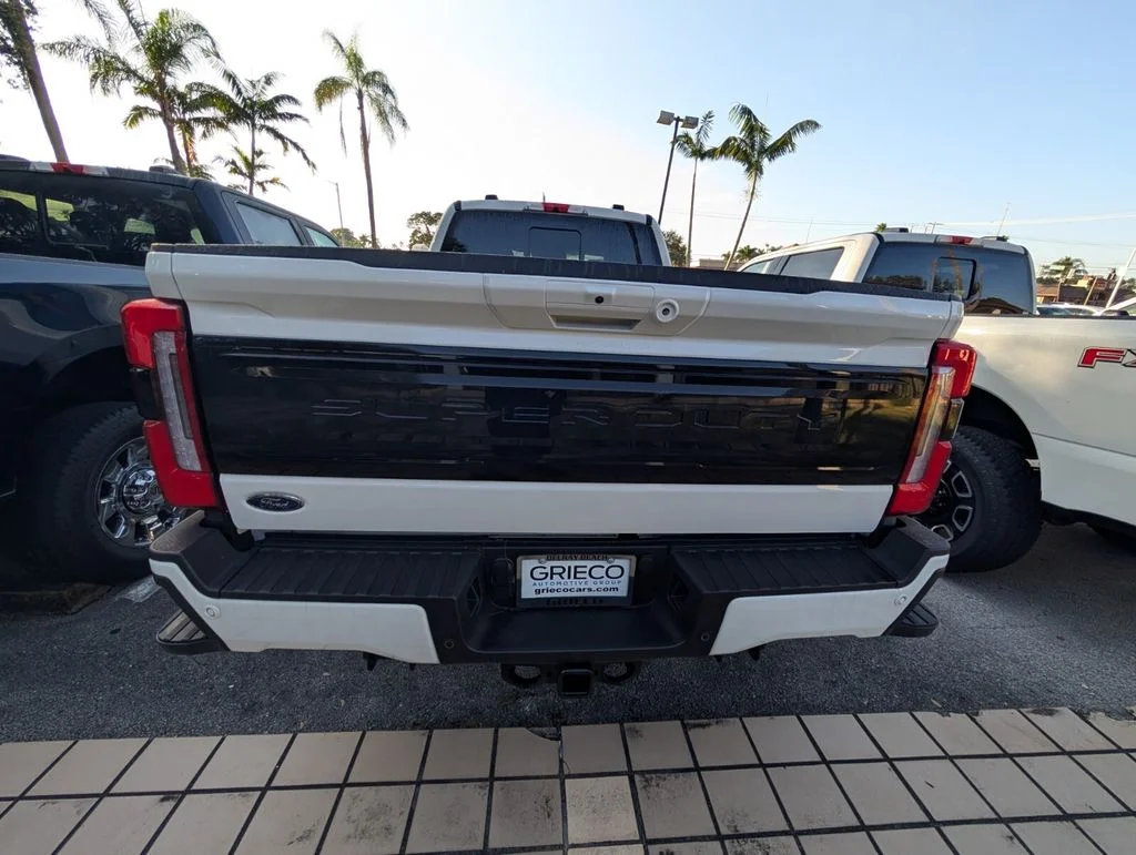 2026 Ford F-250 Super Duty Platinum - Photo 13