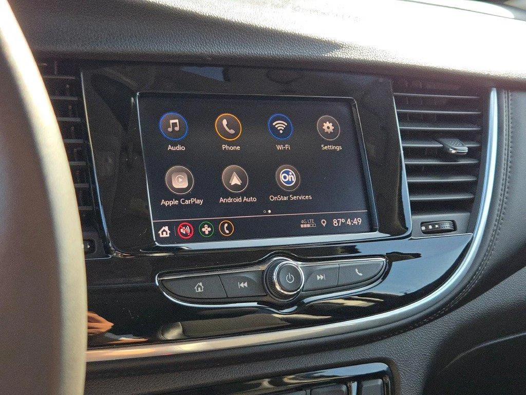 Used 2022 Summit White Buick Preferred image 25