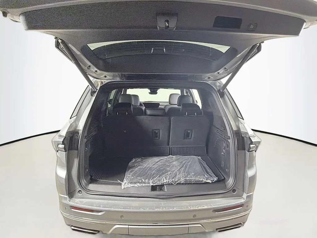 Used 2026 Gray Buick Avenir image 24