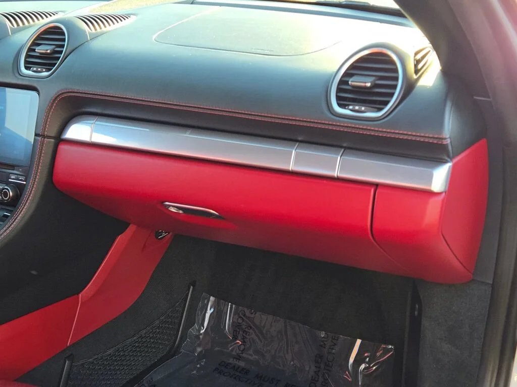 Used 2018 Black Porsche Base image 8