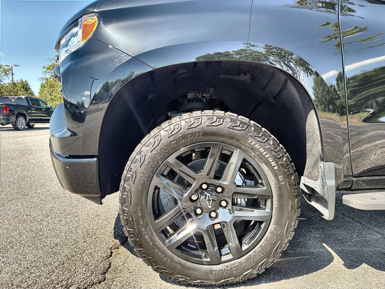 Used 2023 Black Chevrolet LT Trail Boss image 28