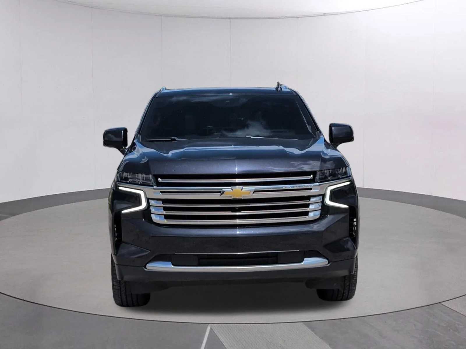 Used 2023 Dark Ash Metallic Chevrolet High Country image 10