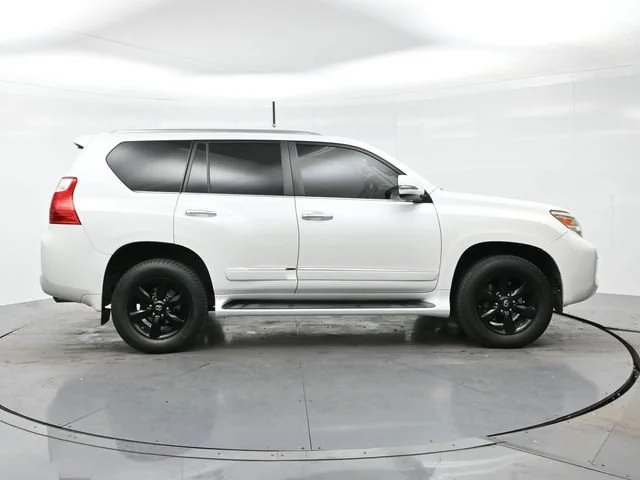Used 2013 Starfire Pearl Lexus 5DR SUV 4WD image 8