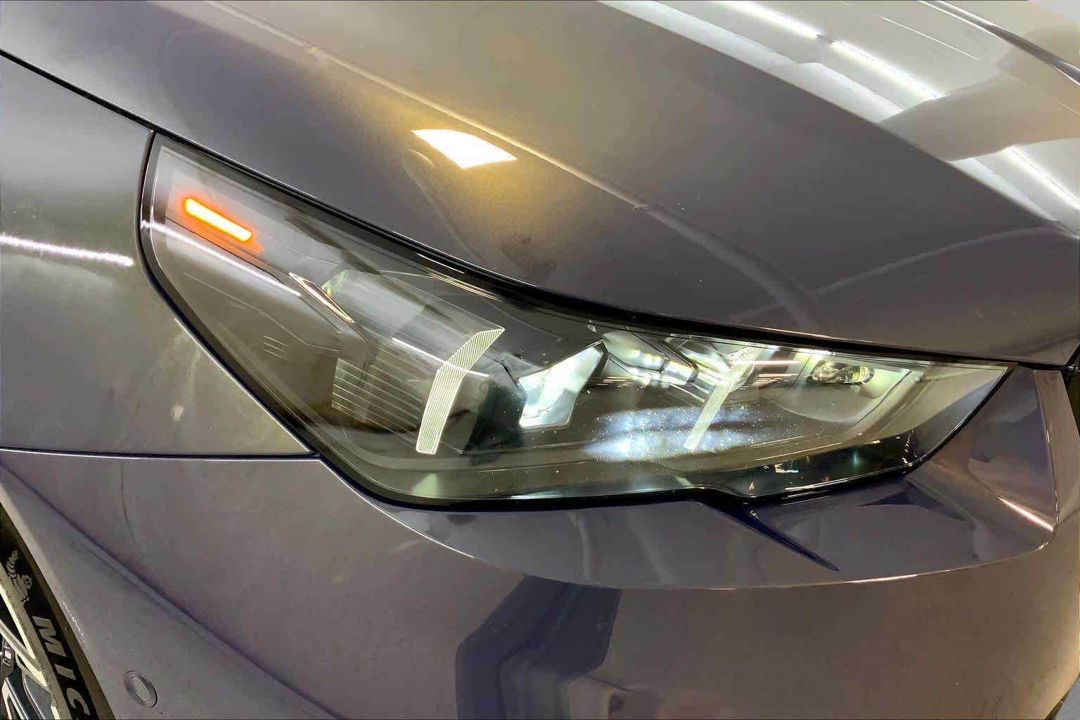 Used 2025 SEPIA METALLIC BMW  image 27