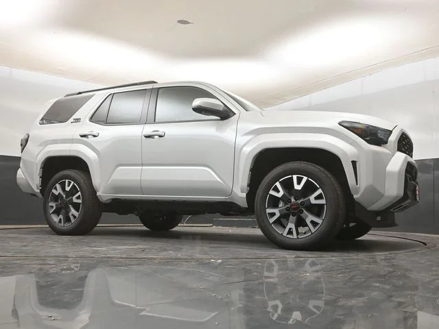New 2026 Wind Chill Pearl <sup>1</sup> Toyota  TRD Sport Premium image 17