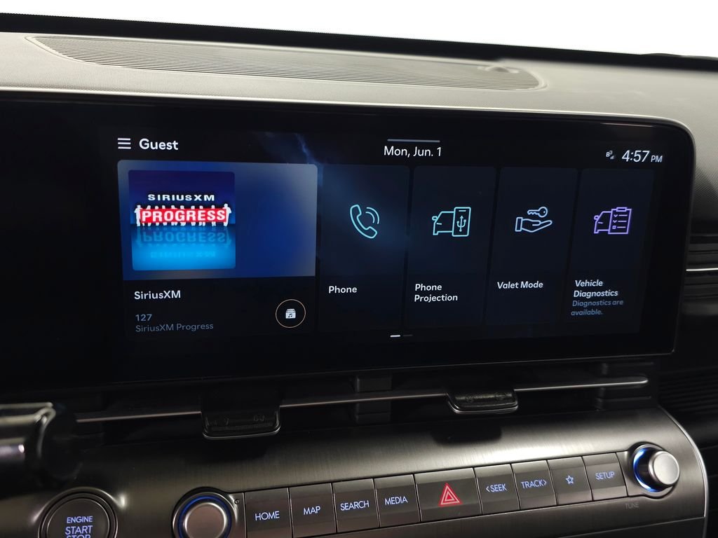 2025 Hyundai Kona SEL - Photo 22