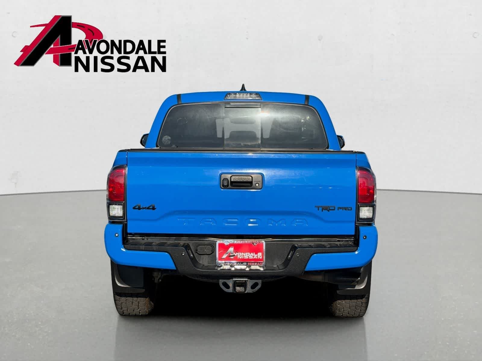 Used 2019 Midnight Black Metallic Toyota SR5 image 5