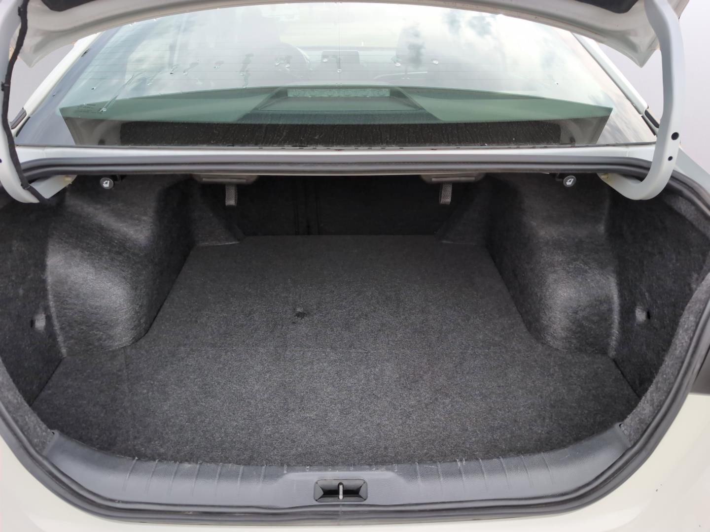 2025 Nissan Altima SV - Photo 10