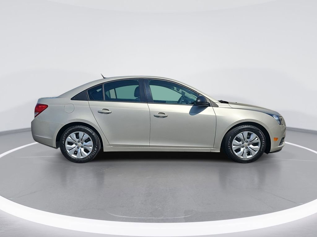 Used 2014 Chevrolet Cruze LS with VIN 1G1PA5SH1E7186375 for sale in Grand Rapids, MI