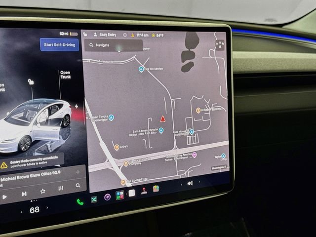 Used 2025  Tesla Long Range image 13