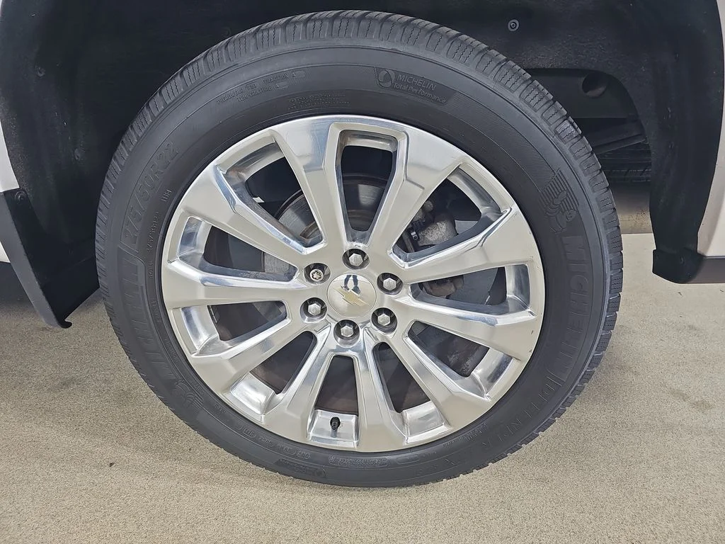 Used 2020 Beige Chevrolet High Country image 39