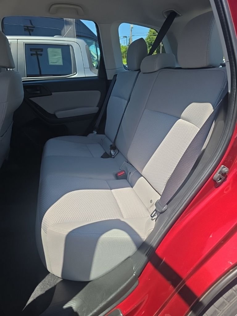 Used 2015 Red Subaru 2.5i image 6