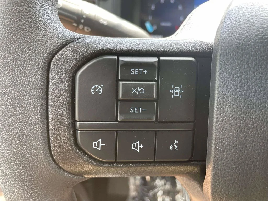 New 2026 Silver Ford XLT image 23