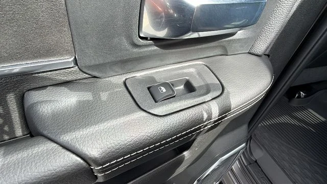 2026 RAM 2500 Laramie - Photo 15