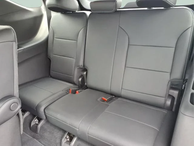 Used 2026 Sterling Gray Metallic Chevrolet LT image 22