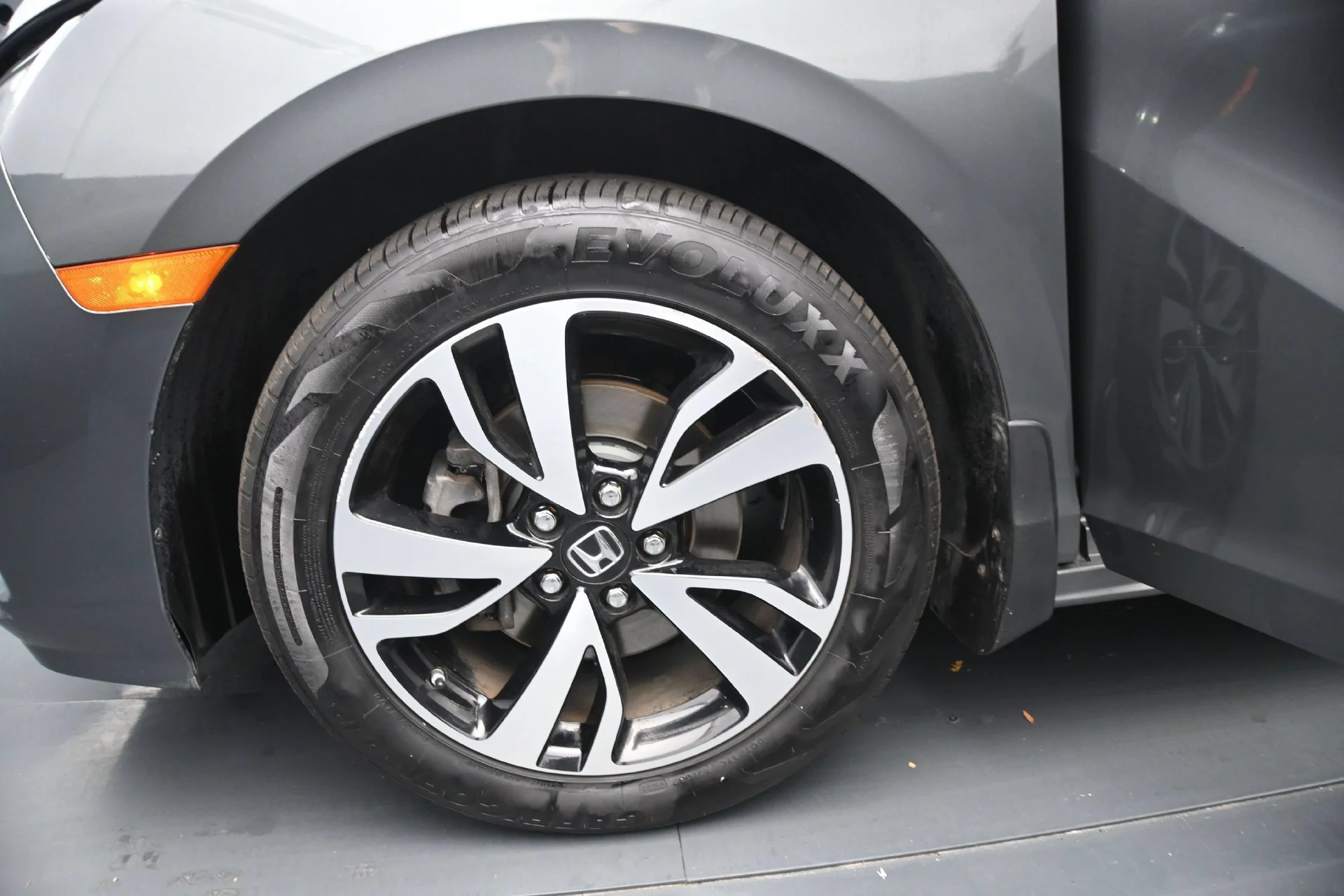 Used 2019 Gray Honda Elite Auto image 30