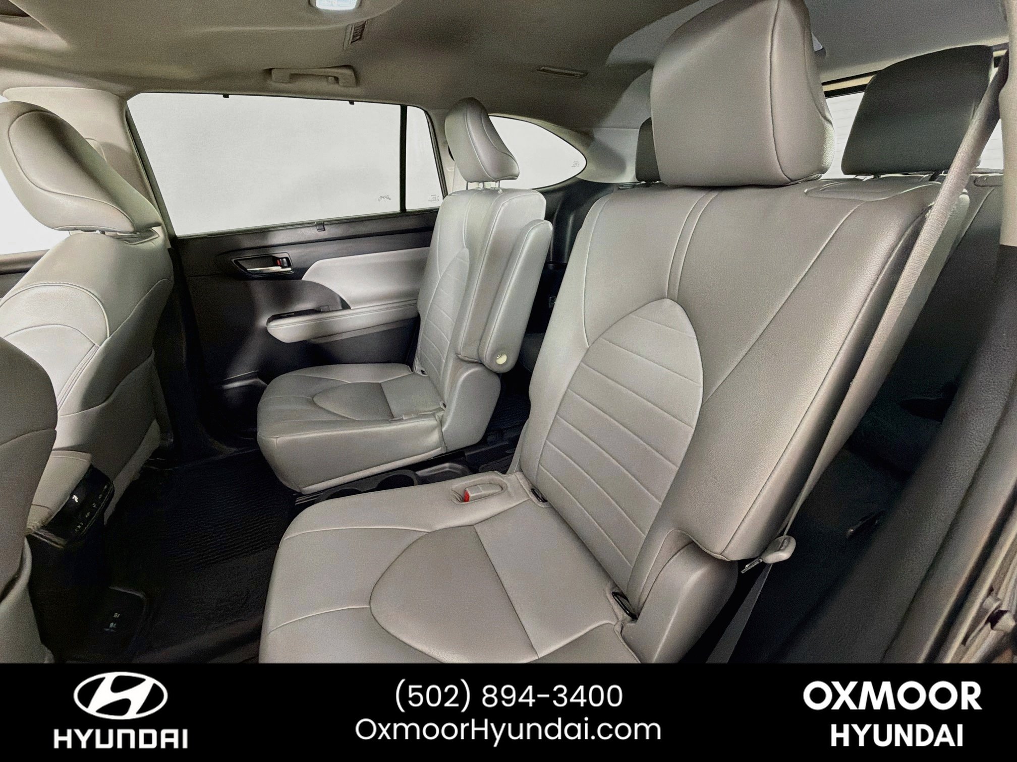 Used 2021 Midnight Black Metallic Toyota XLE image 25