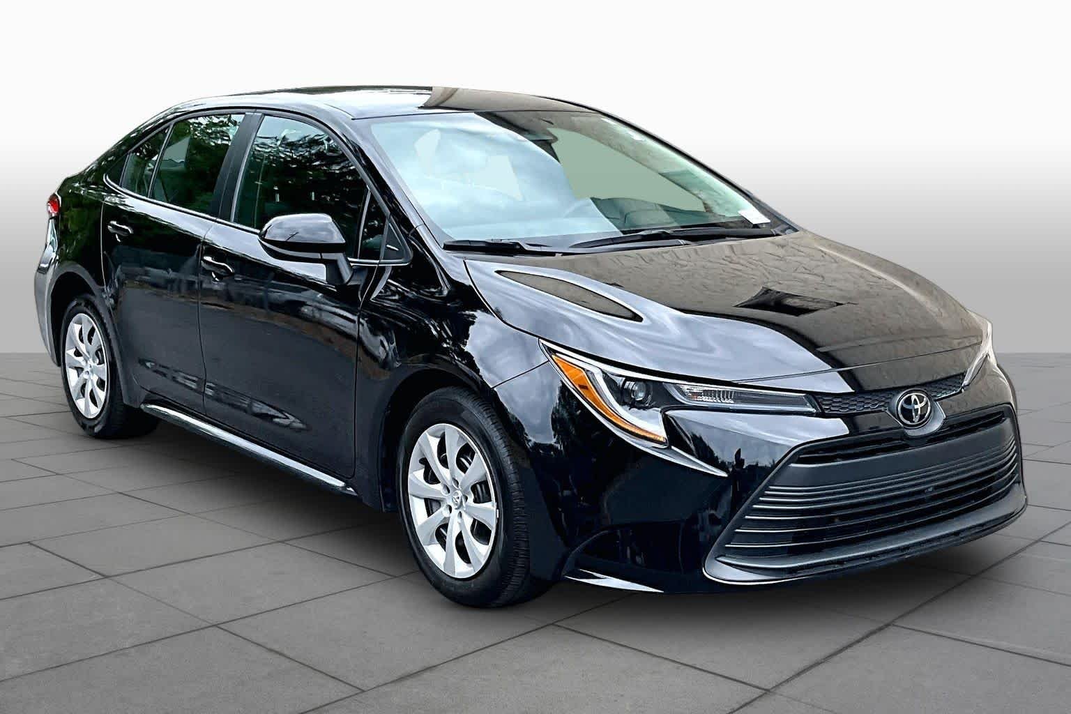 Used 2025 Midnight Black Metallic Toyota LE image 3