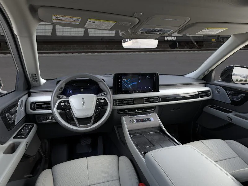 New 2026 Infinite Black Metallic Clearcoat Lincoln Reserve® image 10