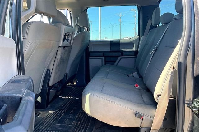 Used 2019 Magnetic Metallic Ford XL image 28