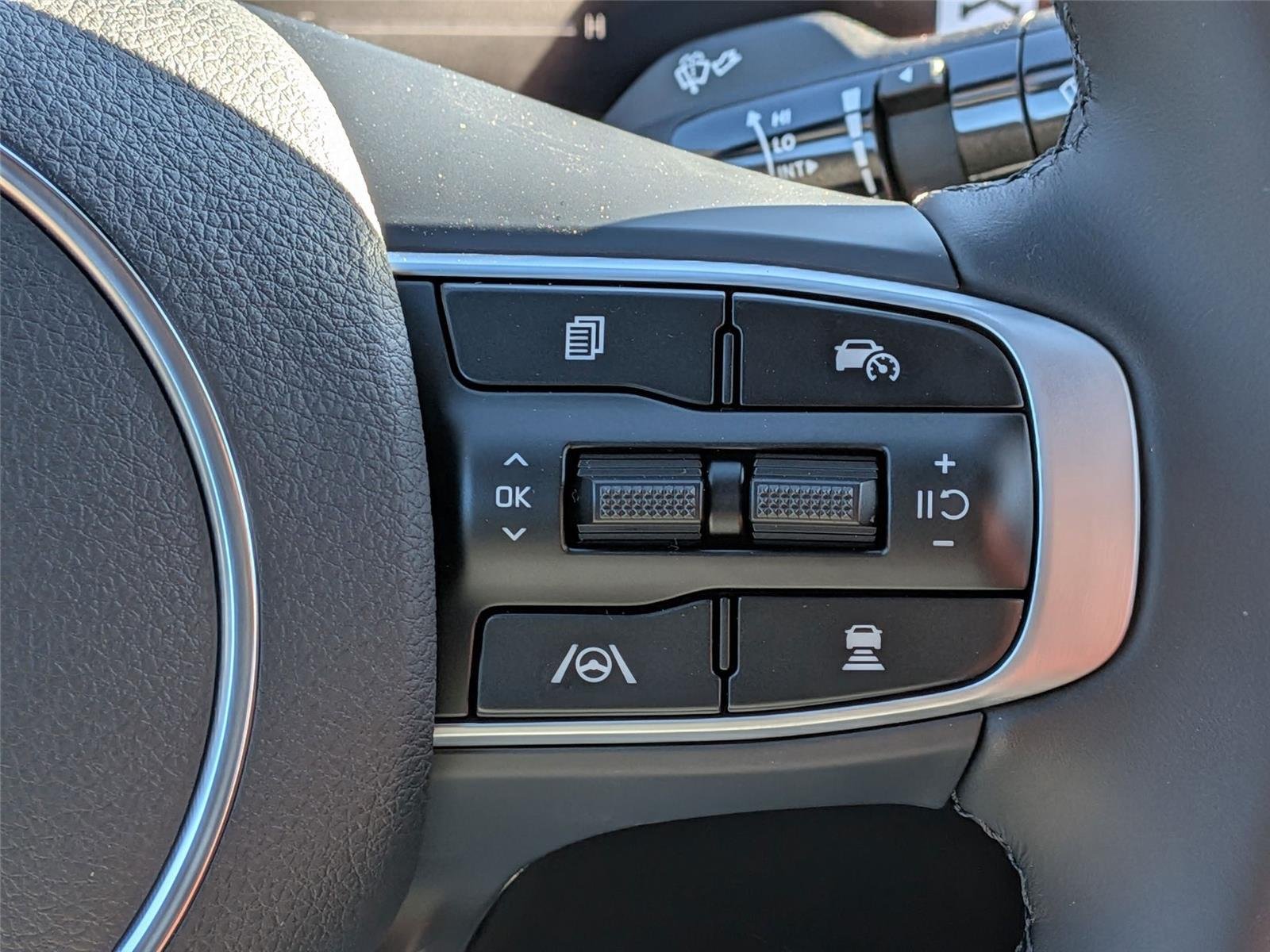 New 2026 Snow White Pearl Kia GT-Line image 19