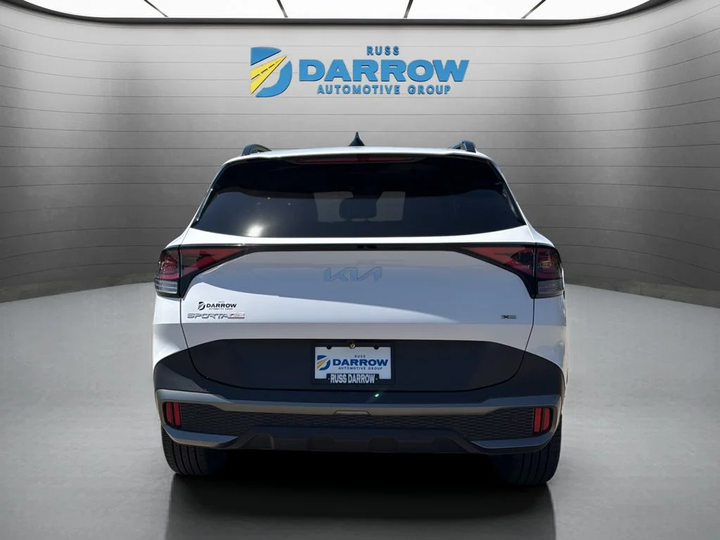 Used 2023 White Kia X-Line image 4