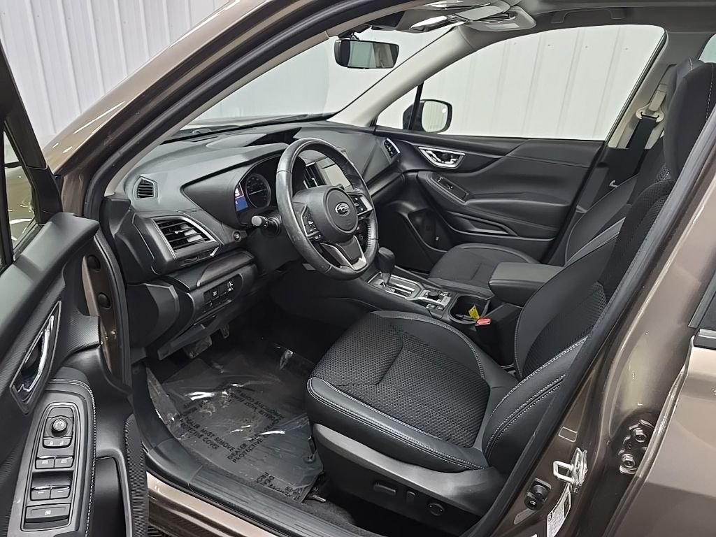 Used 2023 Brown Subaru Premium image 29