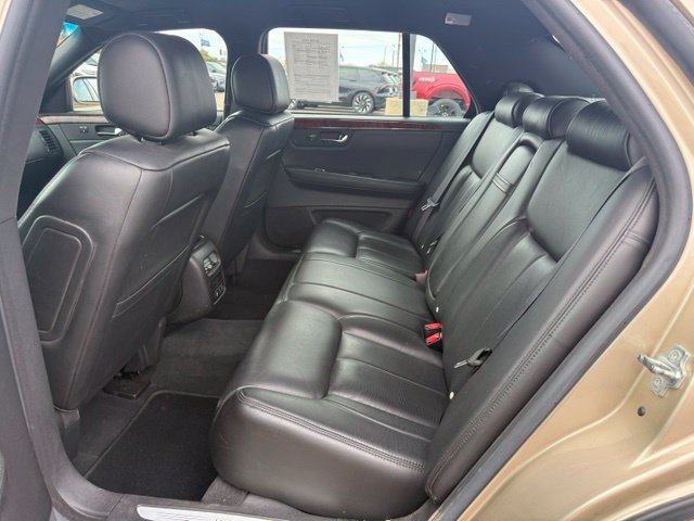 Used 2006 Beige Cadillac Base image 14