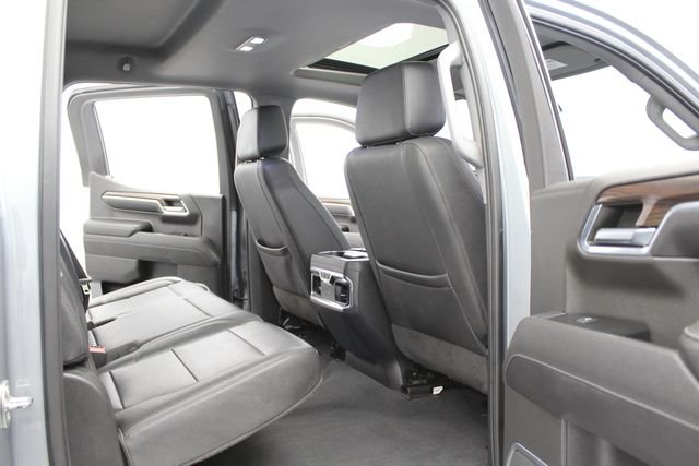 Used 2023 Silver GMC SLT image 25