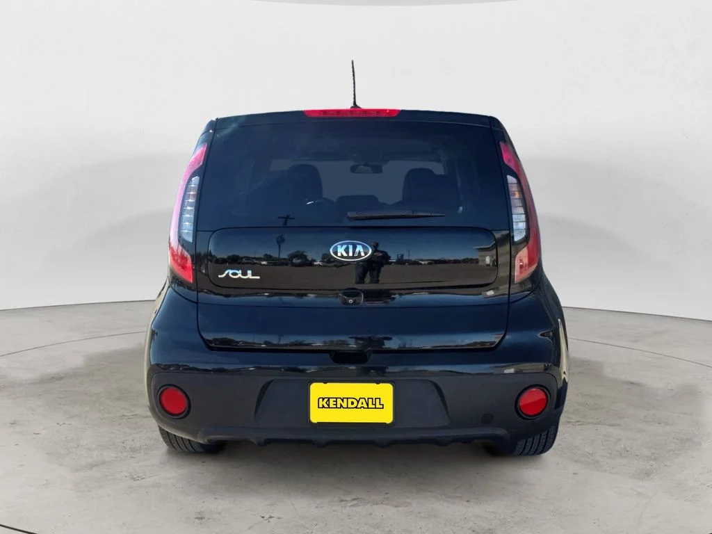 Used 2019 Black Kia Base image 6