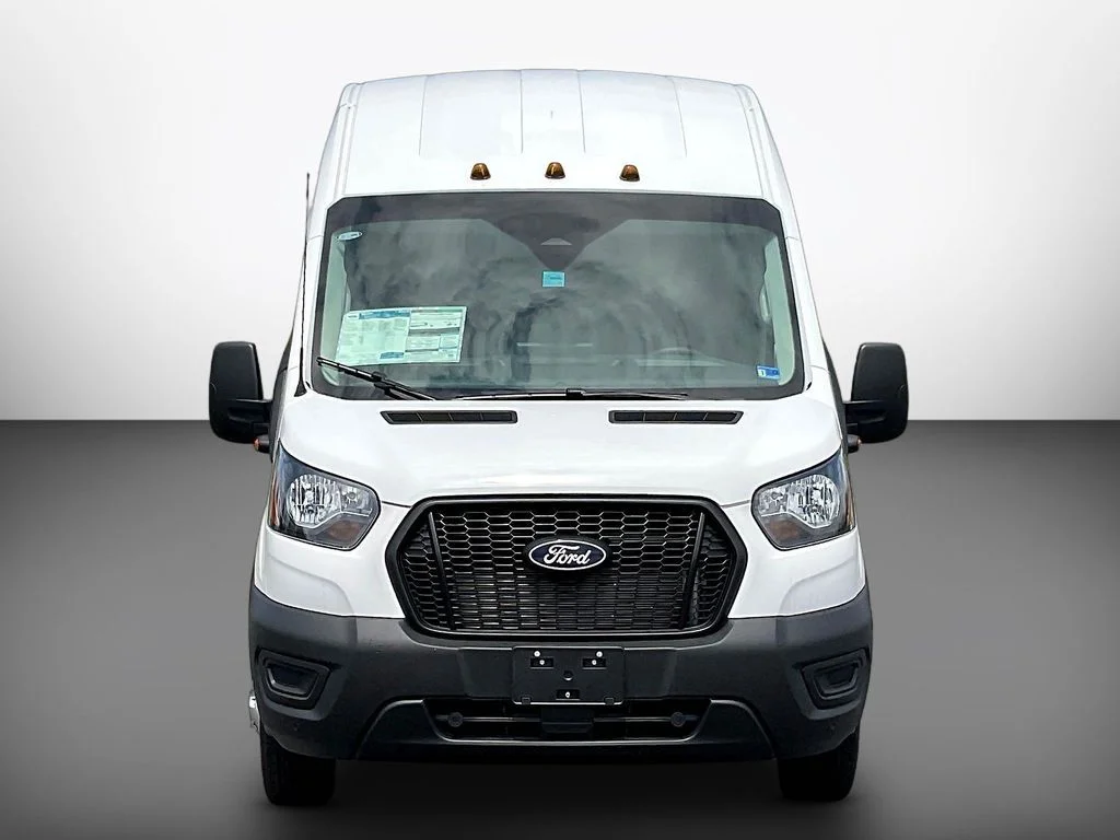New 2026 Oxford White Ford Cargo Van image 15